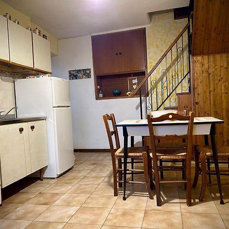 Corfino Little Flower Apartment מראה חיצוני תמונה